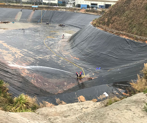 北碚废水池清理